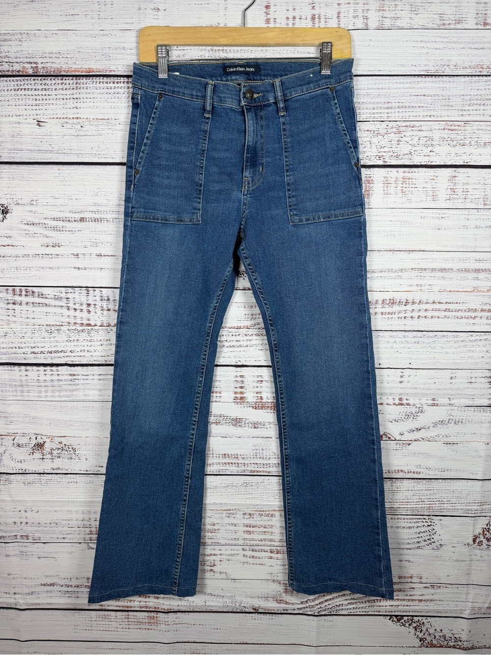 Calvin Klein Jeans Women’s 6/28 Bootcut Patch Pocket Stretch Jeans Medium Wash